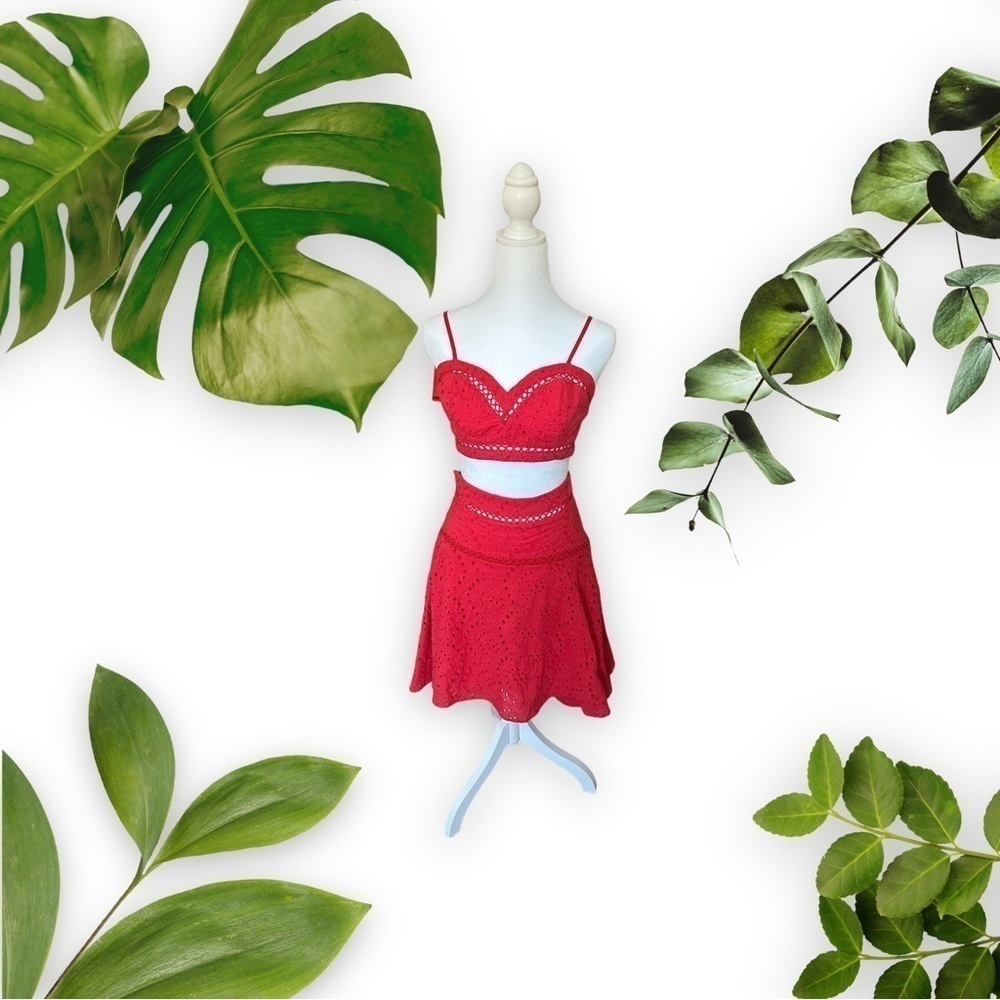 Cefian 2 piece top and skirt, Size Small. This outfit is perfect for Summer!